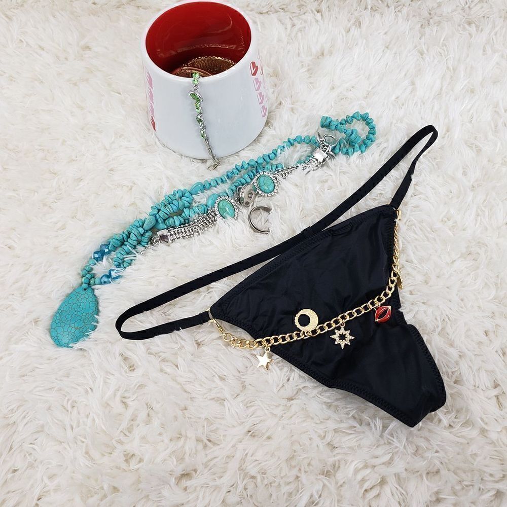 Victoria's Secret V-STRING MEDIUM Black Bling charms crystals Very Sexy